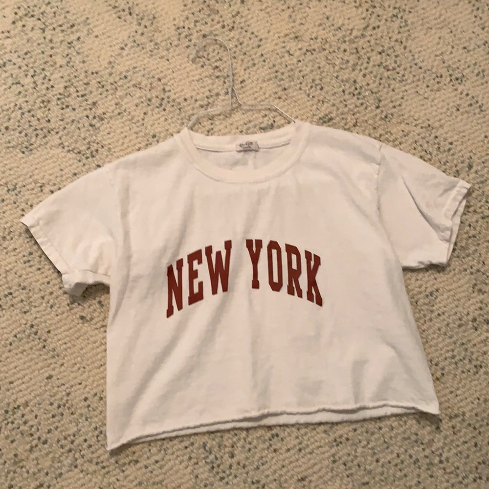 brandy melville  new york cropped top